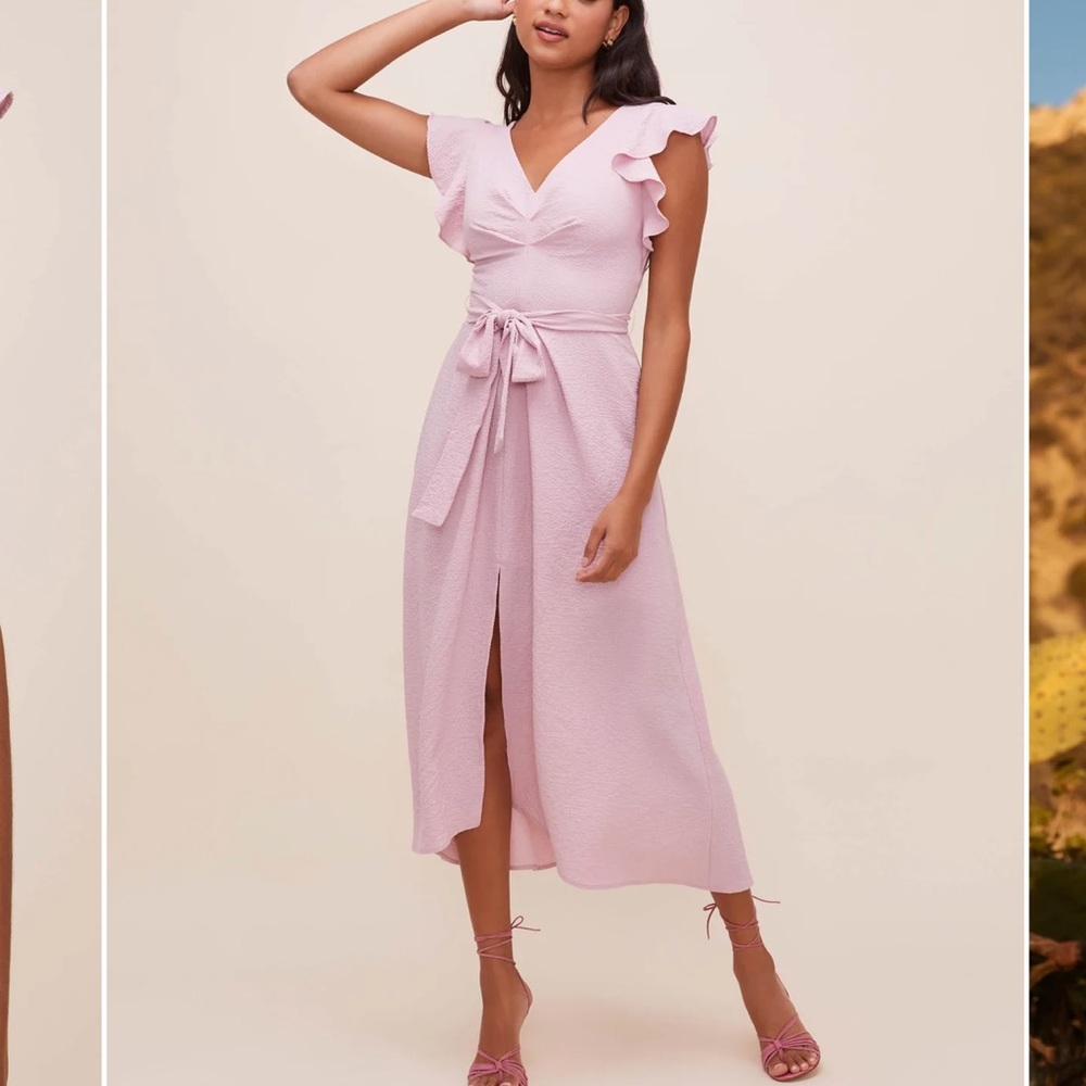 ASTR Euphoria Ruffle Sleeve Dress in Lilac - M